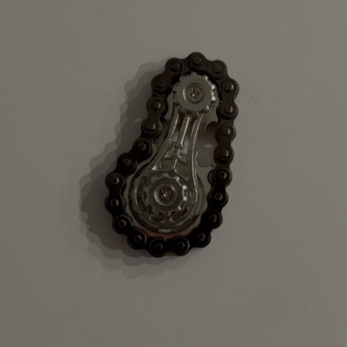 Flywheel finger roller